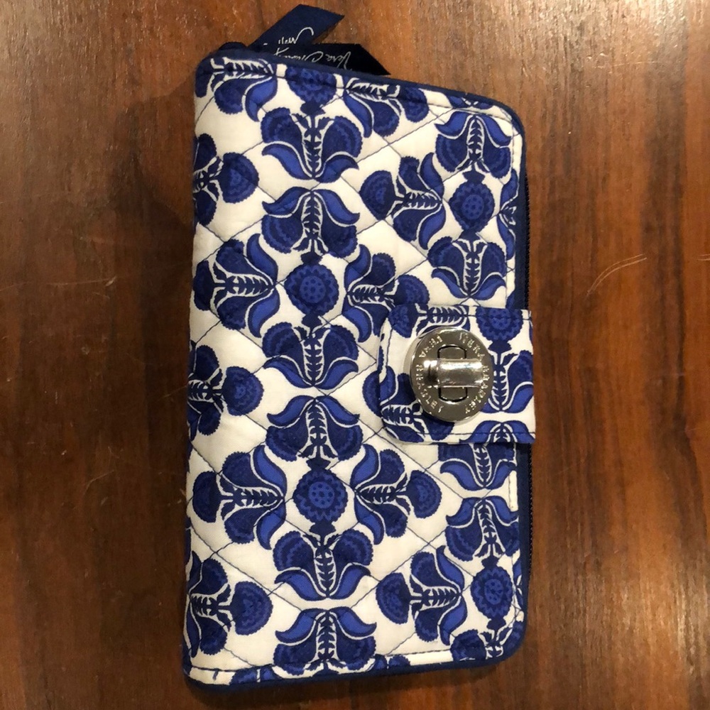 Vera Bradley turn lock wallet